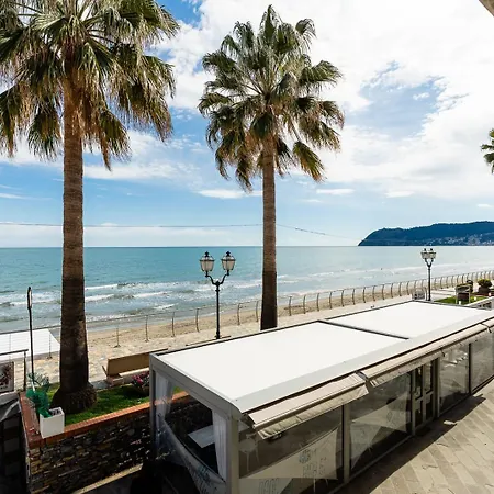 公寓 Le Finestre Sul Mare